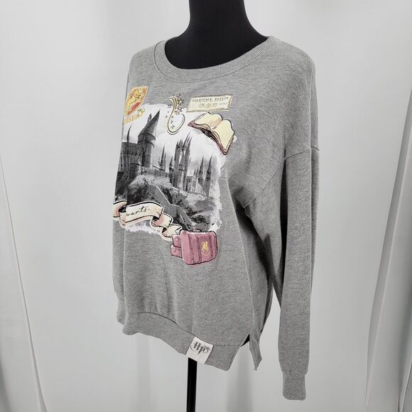 Harry Potter Sweatshirt Juniors Medium Hogwarts Castle Graphic - Picture 4 of 11